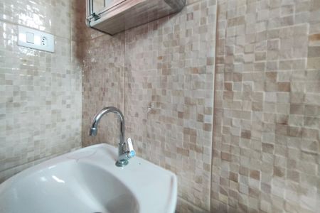 Casa à venda com 230m², 5 quartos e 4 vagas Casa à venda com 230m², 5 quartos e 4 vagasBanheiro