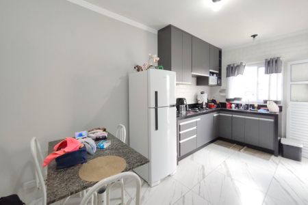 Casa à venda com 230m², 5 quartos e 4 vagas Casa à venda com 230m², 5 quartos e 4 vagasCasa 2 - Cozinha