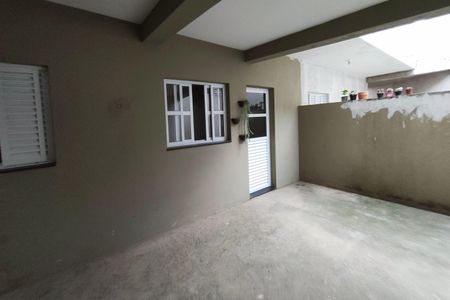 Casa à venda com 230m², 5 quartos e 4 vagas Casa à venda com 230m², 5 quartos e 4 vagasCasa 3 - Área de serviço