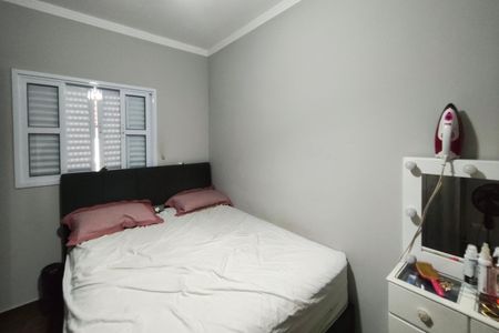 Casa à venda com 230m², 5 quartos e 4 vagas Casa à venda com 230m², 5 quartos e 4 vagasCasa 2 - Quarto 1