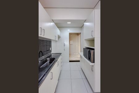 Apartamento à venda com 70m², 1 quarto e 2 vagasCozinha