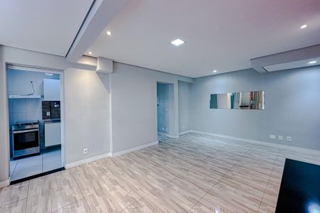 Apartamento à venda com 70m², 1 quarto e 2 vagasSala