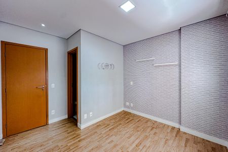 Apartamento à venda com 70m², 1 quarto e 2 vagasQuarto - Suíte
