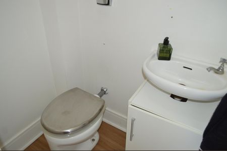 Apartamento para alugar com 86m², 2 quartos e 1 vagaLavabo