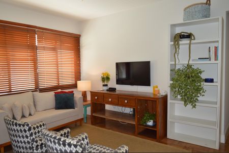 Apartamento para alugar com 86m², 2 quartos e 1 vagaSala