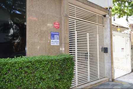 Apartamento para alugar com 86m², 2 quartos e 1 vagaFachada e Plaquinha