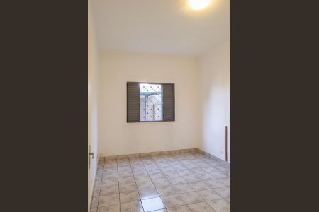 Casa à venda com 300m², 6 quartos e 4 vagas Casa à venda com 300m², 6 quartos e 4 vagasQuarto 1 casa 2