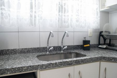 Casa à venda com 300m², 6 quartos e 4 vagas Casa à venda com 300m², 6 quartos e 4 vagasCozinha casa 1