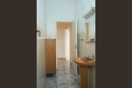 Casa à venda com 300m², 6 quartos e 4 vagas Casa à venda com 300m², 6 quartos e 4 vagasBanheiro casa 2