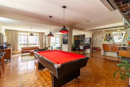 Apartamento à venda com 240m², 2 quartos e 2 vagasSala