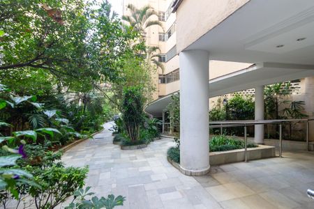 Apartamento à venda com 240m², 2 quartos e 2 vagasÁrea comum - Jardim