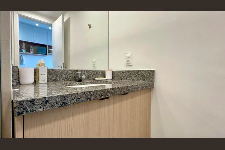Studio para alugar com 25m², 1 quarto e sem vaga Studio para alugar com 25m², 1 quarto e sem vagaBanheiro