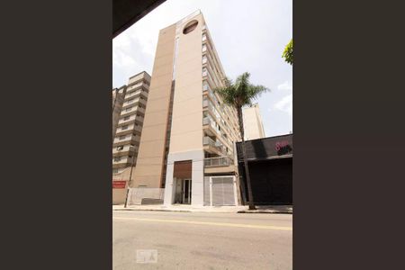 Studio para alugar com 22m², 1 quarto e 1 vaga Studio para alugar com 22m², 1 quarto e 1 vagaFachada