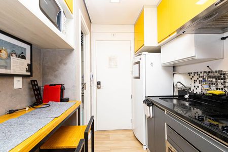 Studio para alugar com 22m², 1 quarto e 1 vaga Studio para alugar com 22m², 1 quarto e 1 vagaCozinha