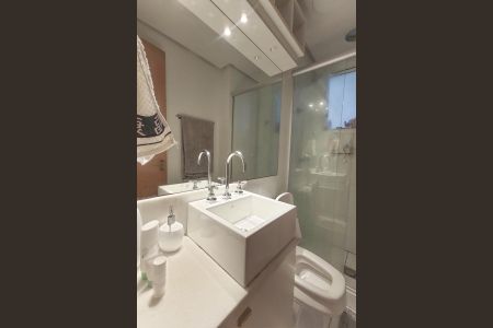 Apartamento à venda com 60m², 2 quartos e 1 vaga Apartamento à venda com 60m², 2 quartos e 1 vagaBanheiro 2