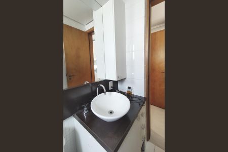 Apartamento à venda com 60m², 2 quartos e 1 vaga Apartamento à venda com 60m², 2 quartos e 1 vagaBanheiro da Suíte