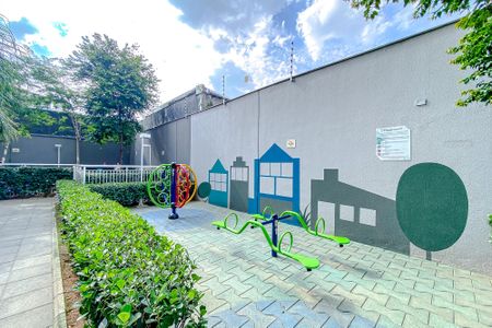 Apartamento à venda com 39m², 2 quartos e sem vagaÁrea comum - Playground