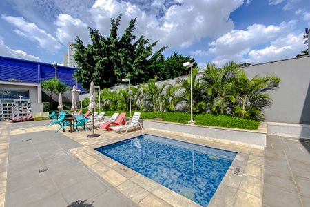 Apartamento à venda com 39m², 2 quartos e sem vagaÁrea comum - Piscina