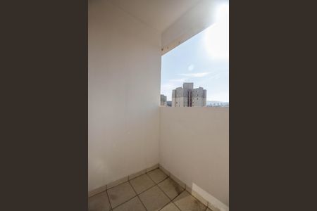 Apartamento à venda com 69m², 3 quartos e 1 vaga Apartamento à venda com 69m², 3 quartos e 1 vagaVaranda