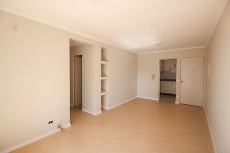 Apartamento à venda com 69m², 3 quartos e 1 vaga Apartamento à venda com 69m², 3 quartos e 1 vagaSala