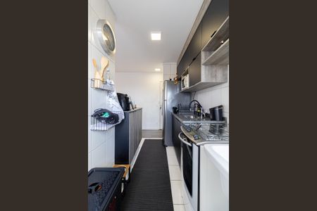 Apartamento à venda com 48m², 2 quartos e 1 vaga Apartamento à venda com 48m², 2 quartos e 1 vagaCozinha e Área de Serviço