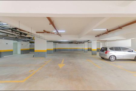 Apartamento à venda com 48m², 2 quartos e 1 vaga Apartamento à venda com 48m², 2 quartos e 1 vagaÁrea Comum - Estacionamento