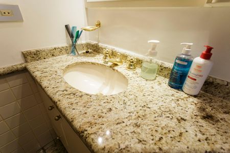 Apartamento para alugar com 96m², 3 quartos e 2 vagasBanheiro da Suíte