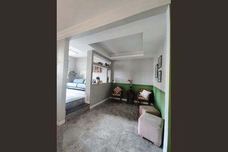 Casa à venda com 220m², 4 quartos e 2 vagasSala