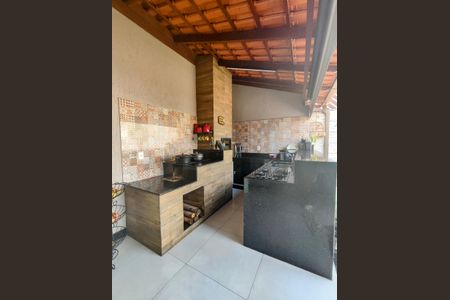 Casa à venda com 220m², 4 quartos e 2 vagasÁrea gourmet