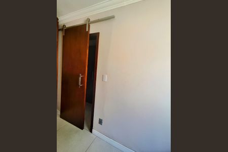 Casa à venda com 220m², 4 quartos e 2 vagasQuarto 1