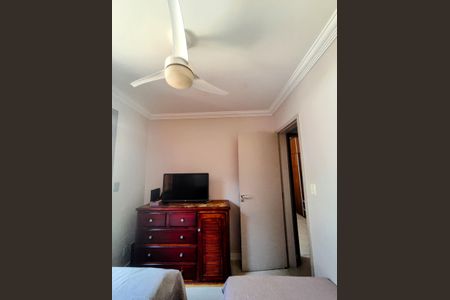 Casa à venda com 220m², 4 quartos e 2 vagasQuarto 2