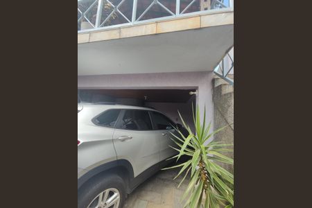 Casa à venda com 220m², 4 quartos e 2 vagasGaragem