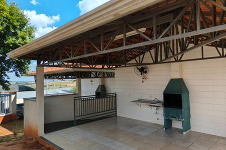 Apartamento para alugar com 49m², 2 quartos e 1 vagaÁrea comum - Churrasqueira