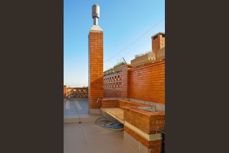 Casa de condomínio à venda com 359m², 3 quartos e 4 vagas Casa de condomínio à venda com 359m², 3 quartos e 4 vagasTerraço