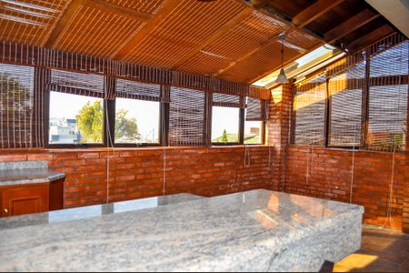 Casa de condomínio à venda com 359m², 3 quartos e 4 vagas Casa de condomínio à venda com 359m², 3 quartos e 4 vagasEspaço Gourmet