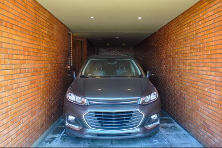 Casa de condomínio à venda com 359m², 3 quartos e 4 vagas Casa de condomínio à venda com 359m², 3 quartos e 4 vagasGaragem