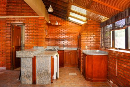 Casa de condomínio à venda com 359m², 3 quartos e 4 vagas Casa de condomínio à venda com 359m², 3 quartos e 4 vagasEspaço Gourmet