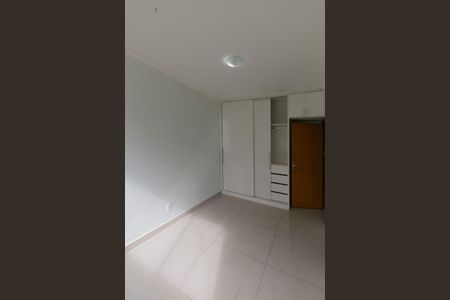 Apartamento à venda com 124m², 3 quartos e 2 vagasSuíte