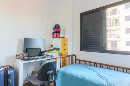 Apartamento à venda com 70m², 3 quartos e 4 vagas Apartamento à venda com 70m², 3 quartos e 4 vagasQuarto