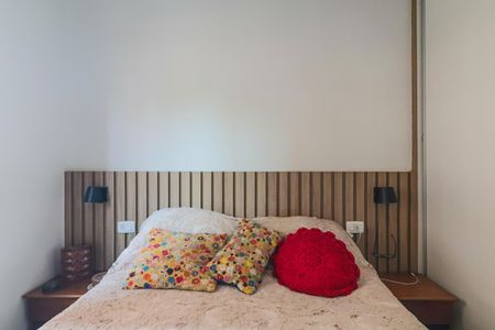 Apartamento à venda com 70m², 3 quartos e 4 vagas Apartamento à venda com 70m², 3 quartos e 4 vagasSuíte