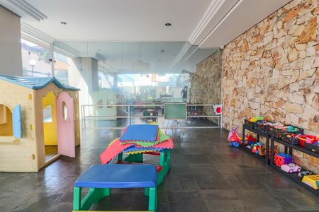 Apartamento à venda com 70m², 3 quartos e 4 vagas Apartamento à venda com 70m², 3 quartos e 4 vagasÁrea comum - Brinquedoteca