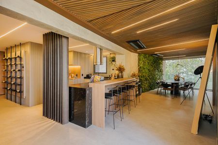 Apartamento à venda com 185m², 2 quartos e 2 vagasCozinha