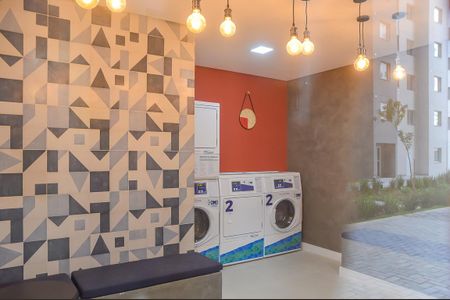 Apartamento para alugar com 35m², 2 quartos e sem vagaÁrea comum - lavanderia