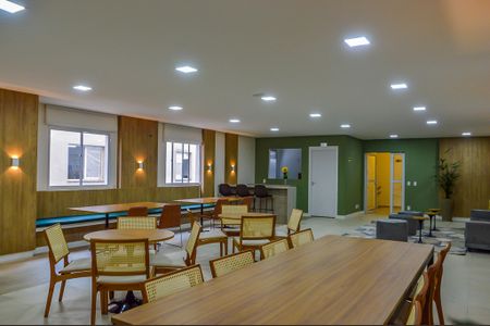 Apartamento para alugar com 35m², 2 quartos e sem vagaÁrea comum - Salão de festas