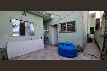 Casa à venda com 203m², 3 quartos e 2 vagasQuintal