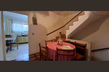 Casa à venda com 203m², 3 quartos e 2 vagasCopa