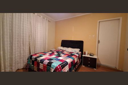 Casa à venda com 203m², 3 quartos e 2 vagasSuíte