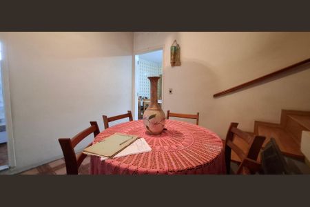 Casa à venda com 203m², 3 quartos e 2 vagasCopa