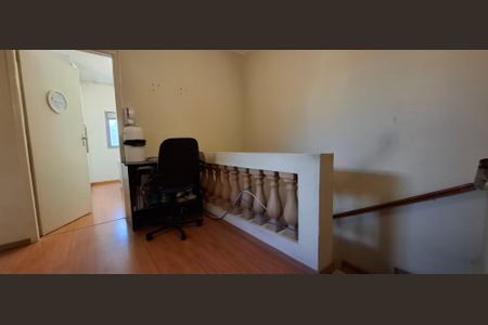 Casa à venda com 203m², 3 quartos e 2 vagasHall dos Quartos