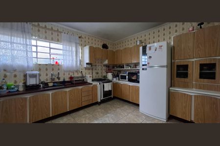 Casa à venda com 203m², 3 quartos e 2 vagasCozinha